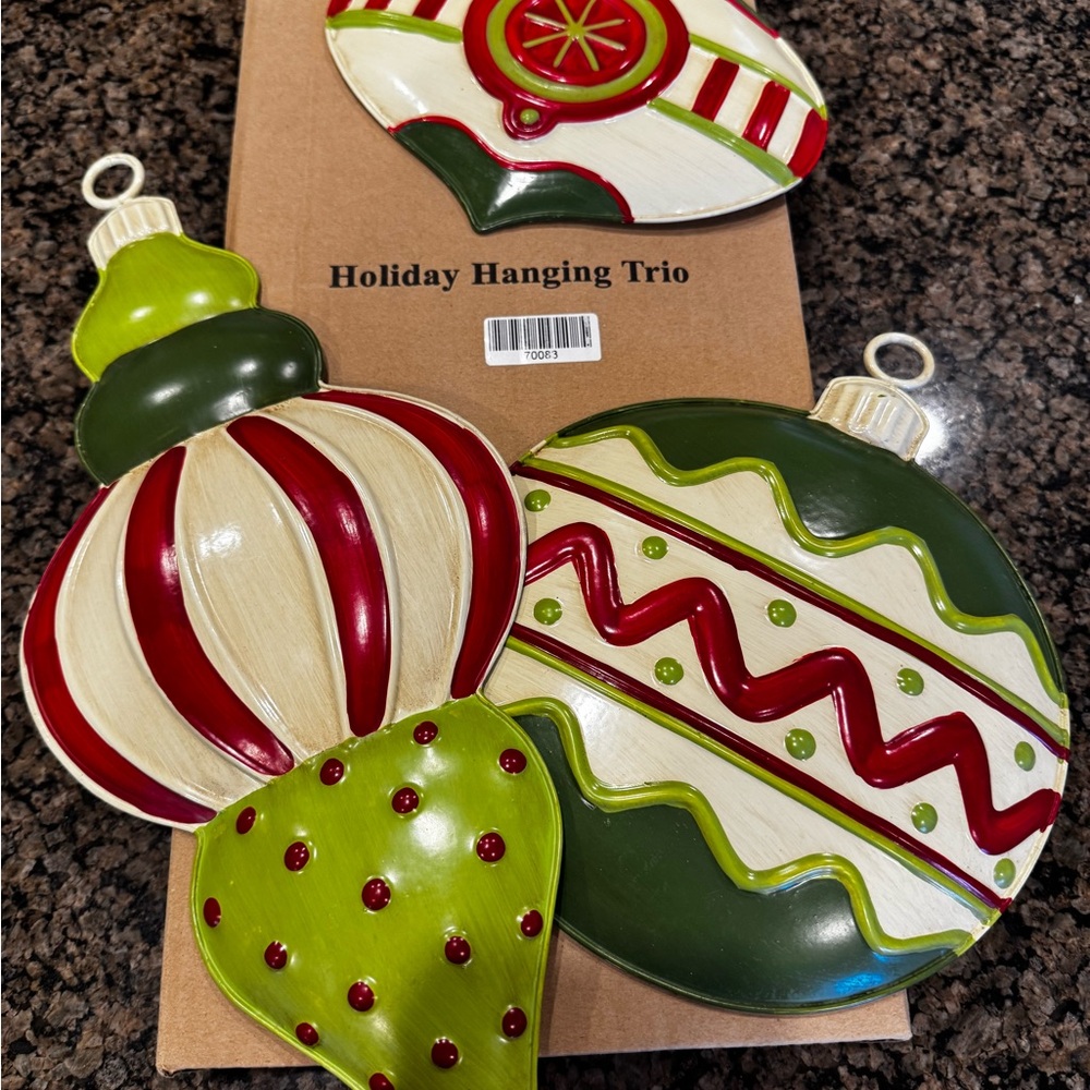 Southern Living At Home Metal Hanging Holiday Trio SLAH - Picture 6 of 6